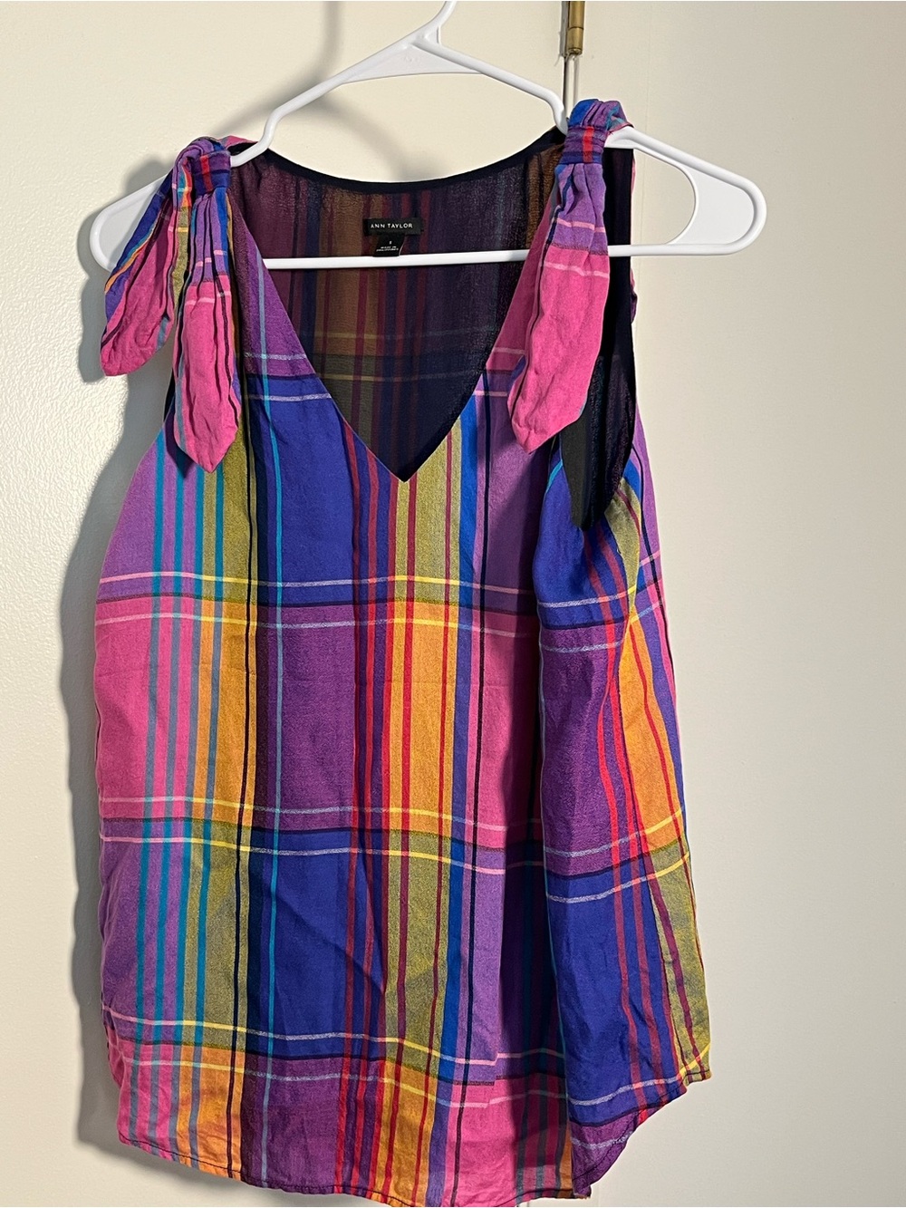3 blouses: Ann Taylor, New York & Company, and The Limited. - Picture 7 of 14